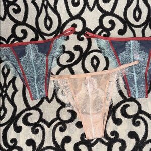 NWT Medium Victoria's Secret Dream Angels Itsy Sheer Lace Panties - Set of 3